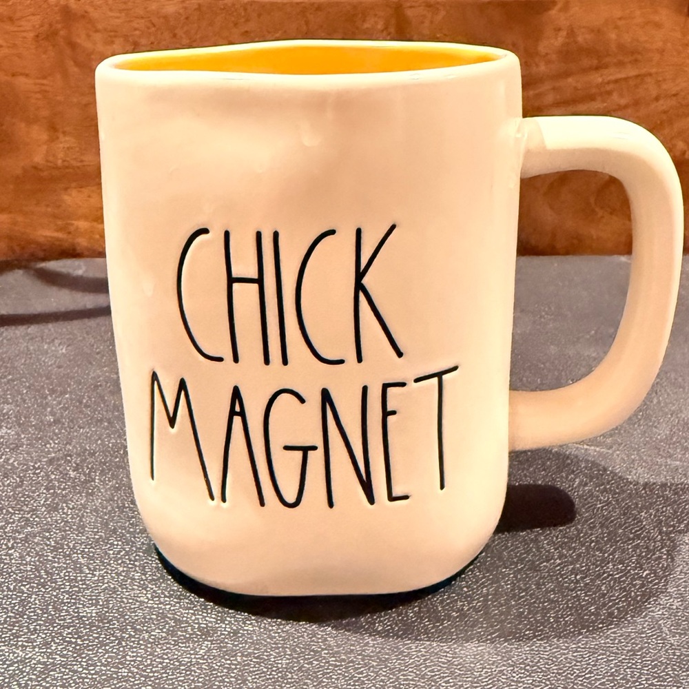 Rae Dunn White and Yellow 'Chick Magnet' Mug-bundle for better pricing